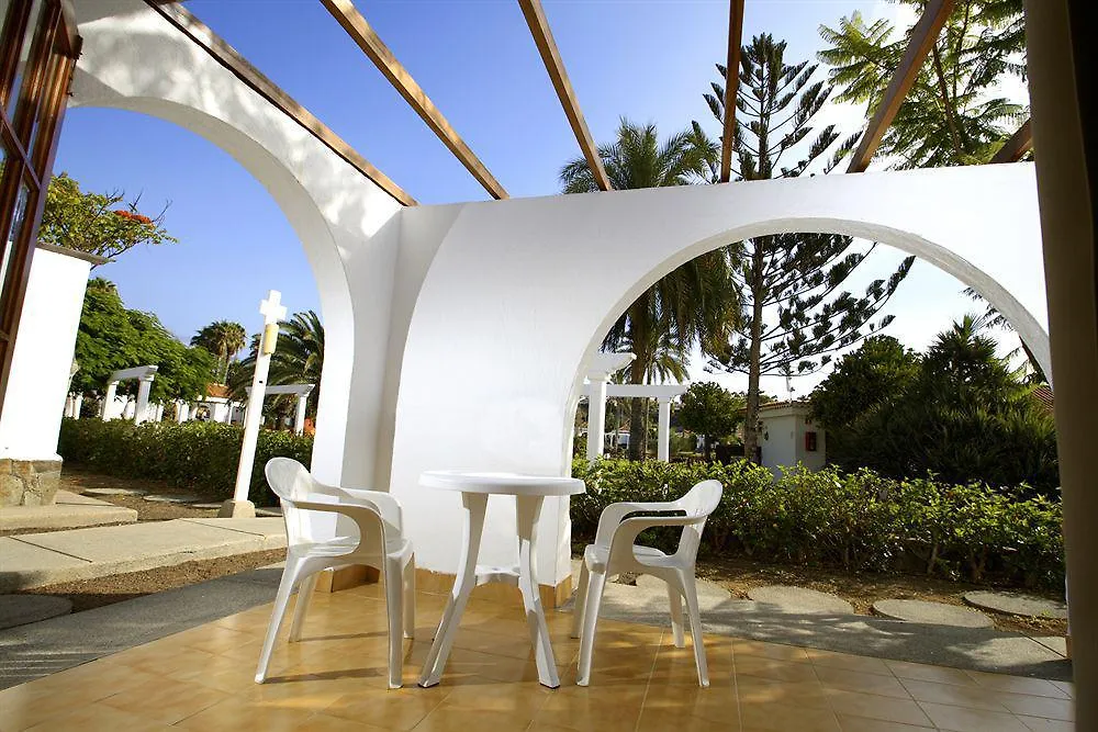Отель Bungalows Parque Golf Маспаломас